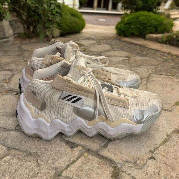 Adidas Basketball Shoes Women's EXHIBIT B CANDACE PARKER Off White GZ2350 Size 7 - Picture 1 of 6